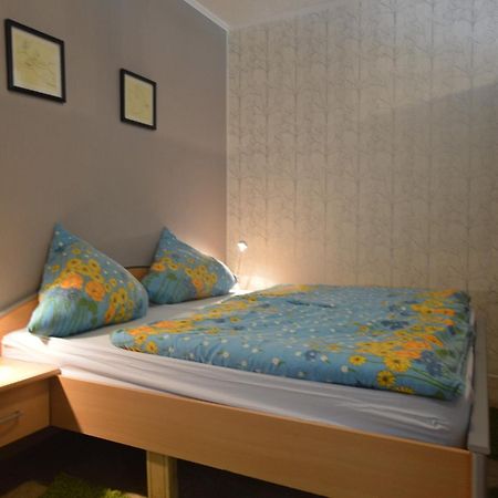 Holiday Apartment Near The Moselle With Terrace Wehr  Екстер'єр фото